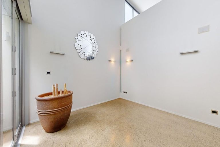 Photo of property in 27b Mana Street, Vogeltown, Wellington, 6021