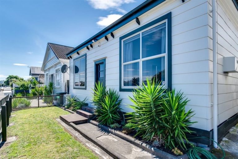 Photo of property in 72 Mcgrath Street, Napier South, Napier, 4110
