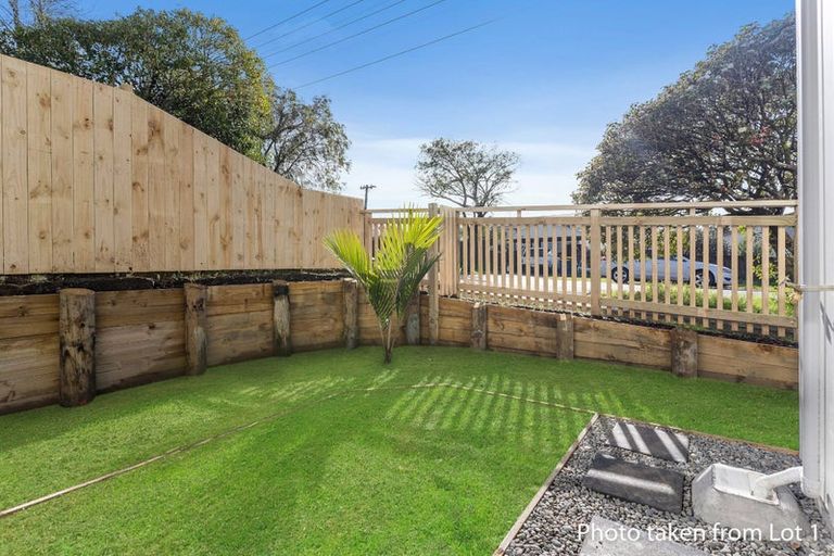 Photo of property in 1/63 Gardner Avenue, New Lynn, Auckland, 0600