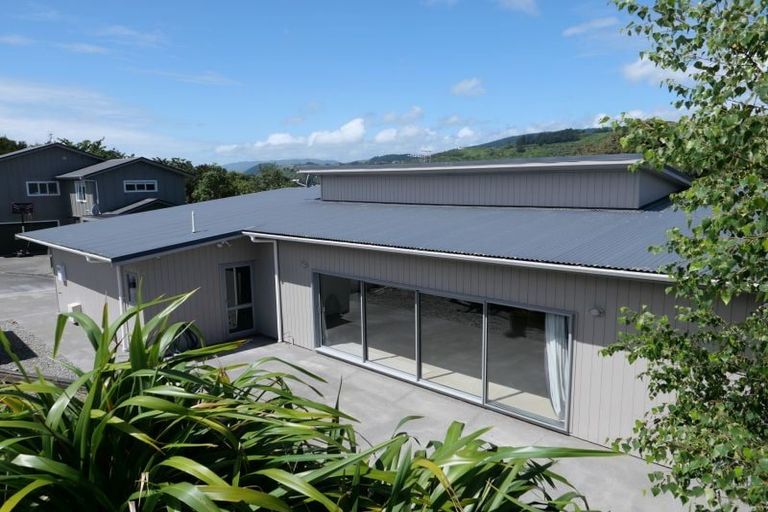 Photo of property in 17 Charlotte Way, Raumati South, Paraparaumu, 5032