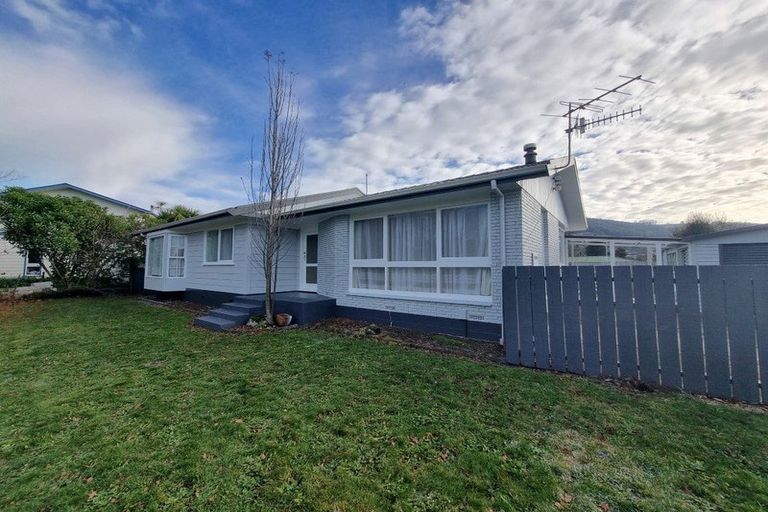 Photo of property in 19 Beryl Place, Pukehangi, Rotorua, 3015