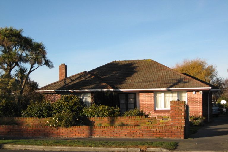 Photo of property in 290 Travis Road, New Brighton, Christchurch, 8083