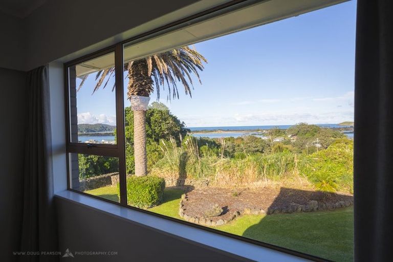 Photo of property in 21 Kakariki Road, Ngunguru, Whangarei, 0173