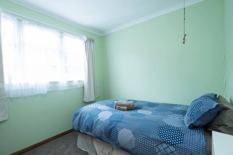 Photo of property in 92 Fraser Avenue, Johnsonville, Wellington, 6037