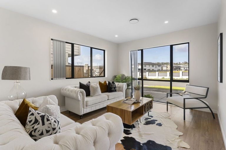 Photo of property in 15 Repehina Road, Flat Bush, Auckland, 2019