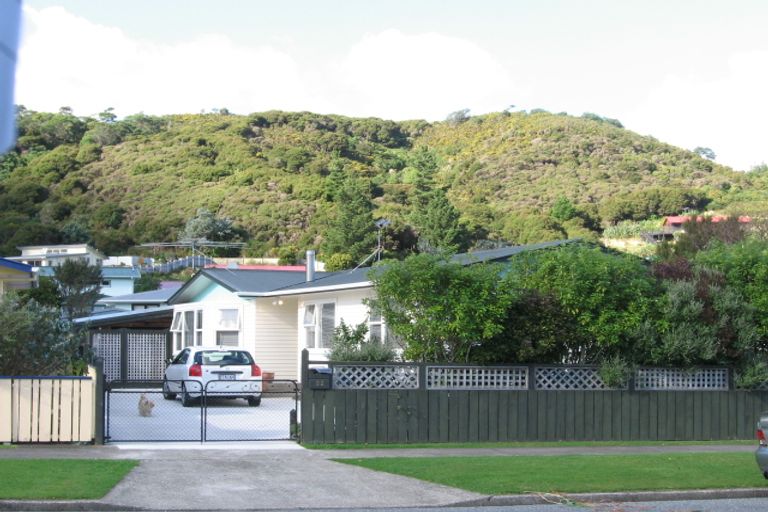 Photo of property in 52 Meremere Street, Wainuiomata, Lower Hutt, 5014
