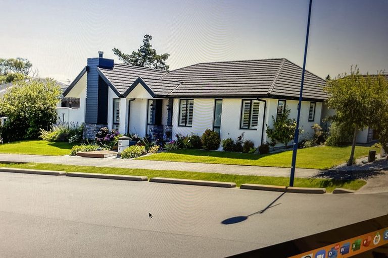 Photo of property in 24 Tangiwai Street, Pegasus, 7612