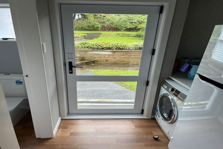 Photo of property in 60a Viewmont Drive, Harbour View, Lower Hutt, 5010