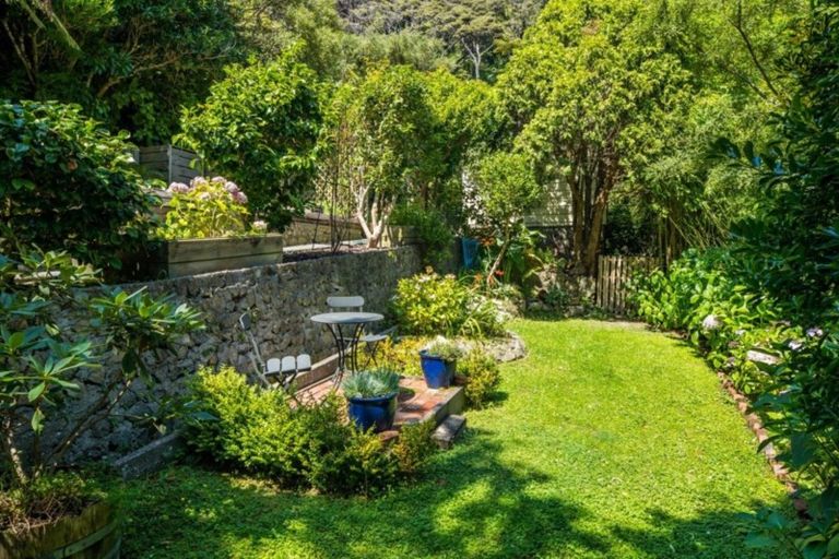 Photo of property in 16 Marama Terrace, Eastbourne, Lower Hutt, 5013