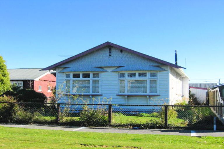 Photo of property in 52 Palmerston Street, Greymouth, 7805
