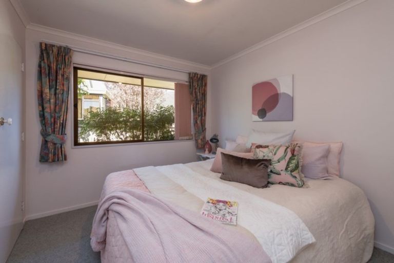 Photo of property in 33 Farnham Drive, Richmond, 7020