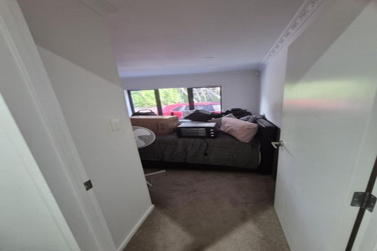 Photo of property in 18a Pistachio Place, Goodwood Heights, Auckland, 2105