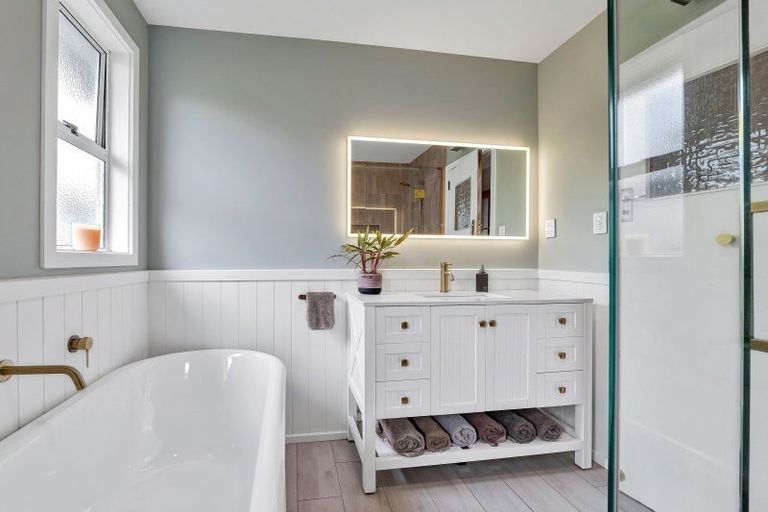 Photo of property in 7 Hursthouse Street, Vogeltown, New Plymouth, 4310