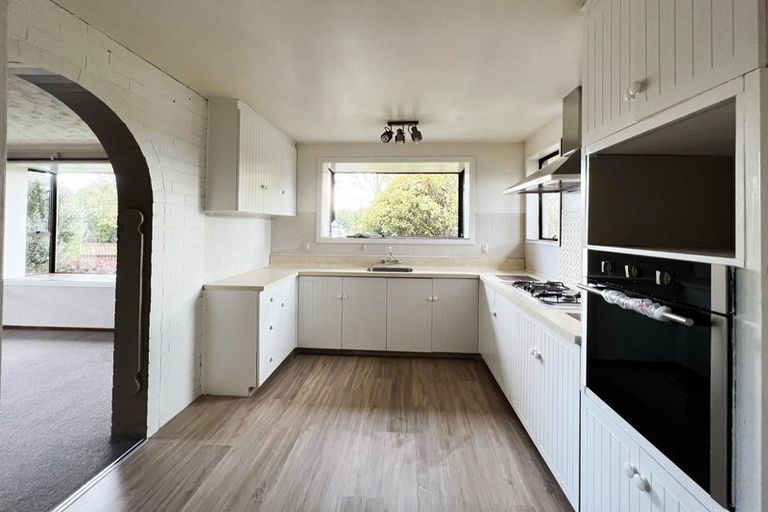 Photo of property in 9 Montclare Avenue, Ilam, Christchurch, 8041