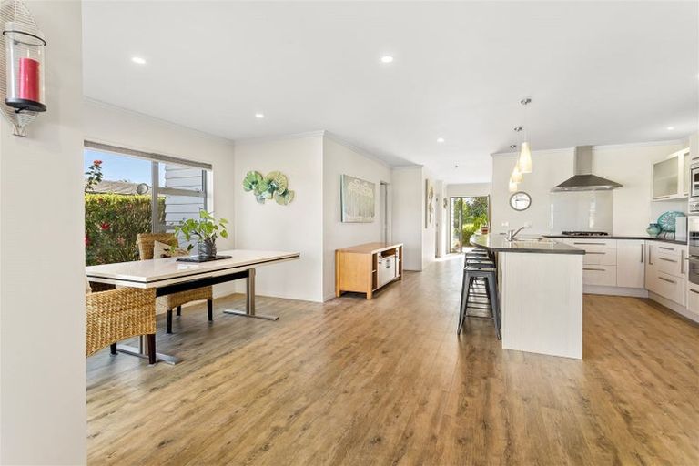 Photo of property in 26 South Road, Waipu, 0510