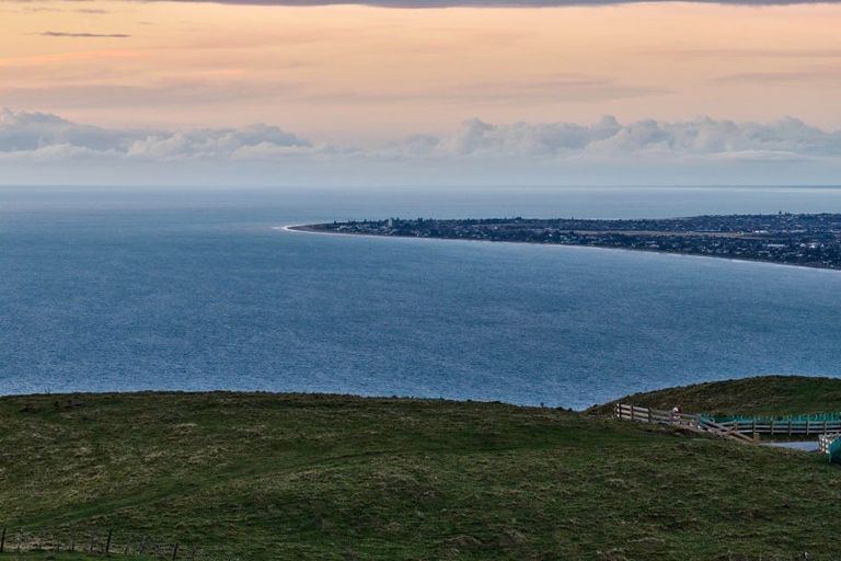 Photo of property in 1275 Paekakariki Hill Road, Paekakariki Hill, Porirua, 5381