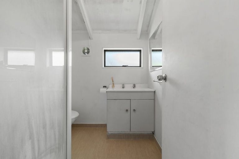 Photo of property in 32b Sikkim Crescent, Clover Park, Auckland, 2019