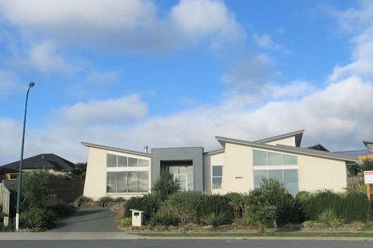 Photo of property in 9 Cadastral Court, Paraparaumu, 5032
