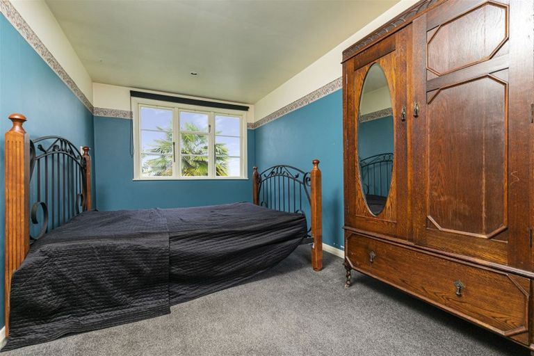 Photo of property in 15 Posa Avenue, Henderson, Auckland, 0612