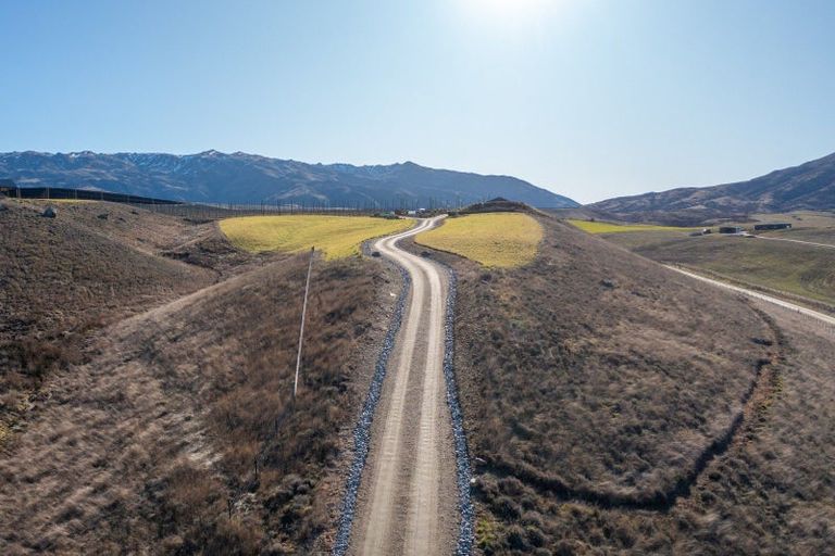 Photo of property in 1 Stella Way, Waikerikeri, Alexandra, 9391