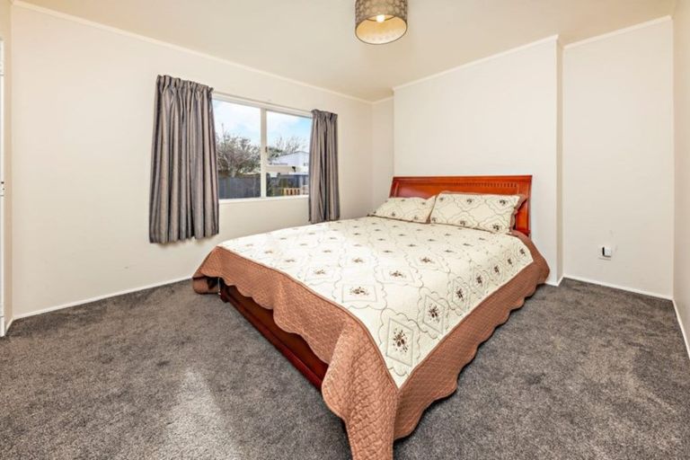 Photo of property in 55 Moncrieff Avenue, Clendon Park, Auckland, 2103