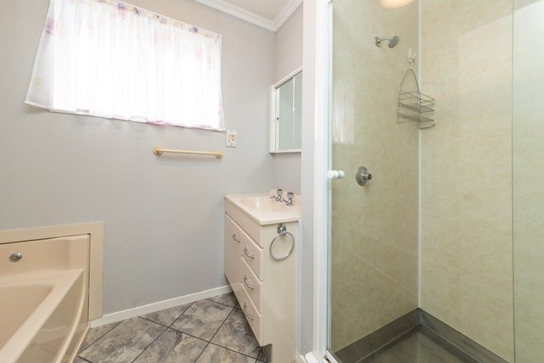 Photo of property in 14 Ferndale Place, Feilding, 4702