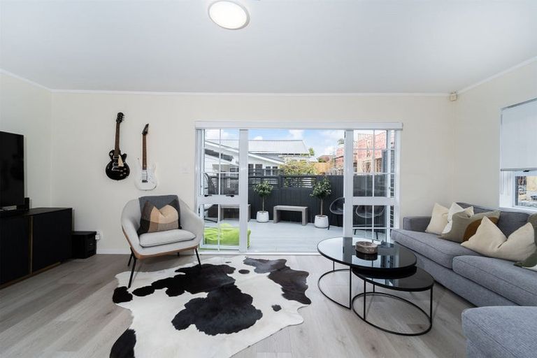 Photo of property in 35a Stanley Avenue, Milford, Auckland, 0620
