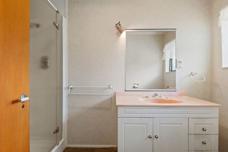 Photo of property in 12 Mark Place, Lynmore, Rotorua, 3010