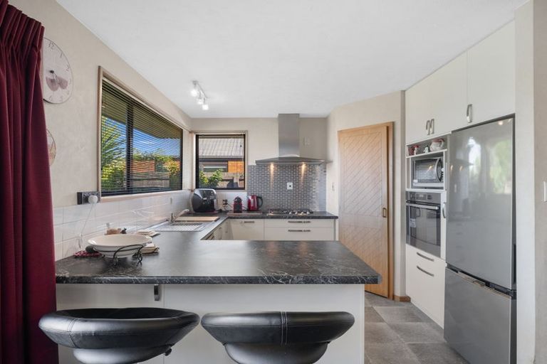 Photo of property in 20 Briarmont Street, Avondale, Christchurch, 8061