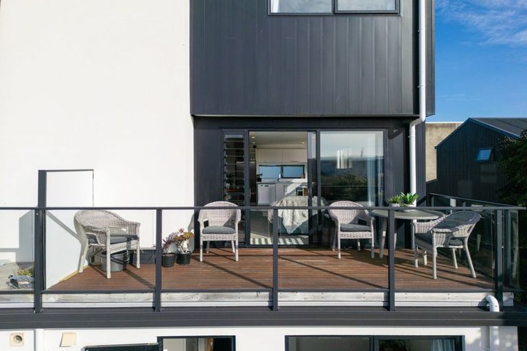 Photo of property in 1/22 Ashley Place, Papamoa Beach, Papamoa, 3118