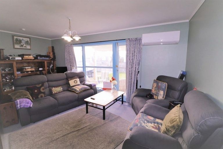 Photo of property in 44 Matipo Street, Castlecliff, Wanganui, 4501