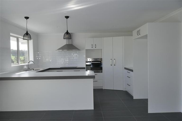 Photo of property in 16 Dunstan Avenue, Tikipunga, Whangarei, 0112