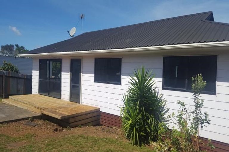 Photo of property in 2/36 Walmsley Road, Mangere, Auckland, 2022