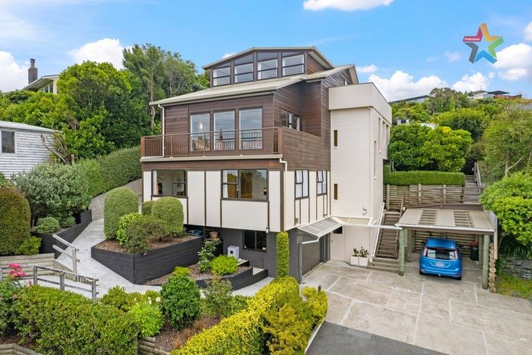 Photo of property in 57 Pokohiwi Road, Normandale, Lower Hutt, 5010