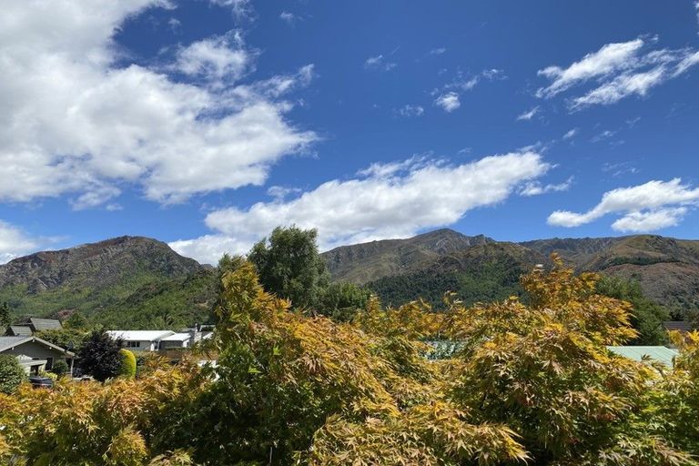 Photo of property in 19 Thomson Street, Arrowtown, 9302