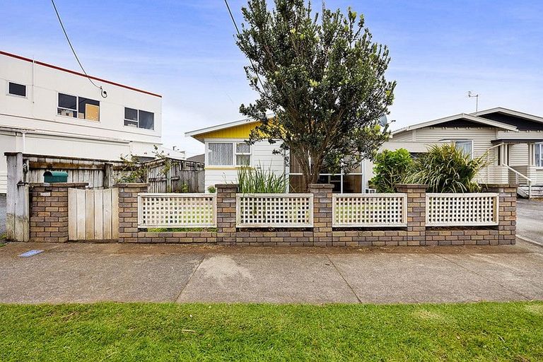 Photo of property in 188a Brooklands Road, Vogeltown, New Plymouth, 4310