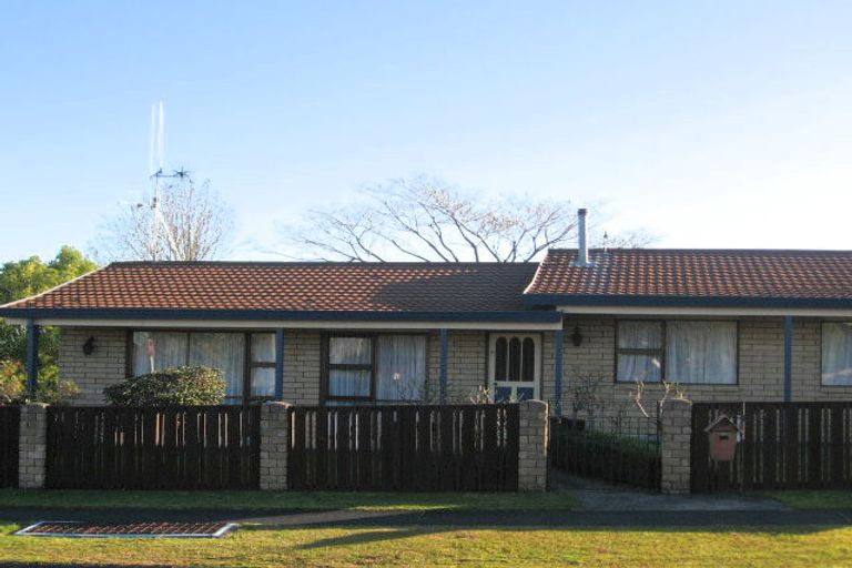 Photo of property in 16 Highland Drive, Pukete, Hamilton, 3200