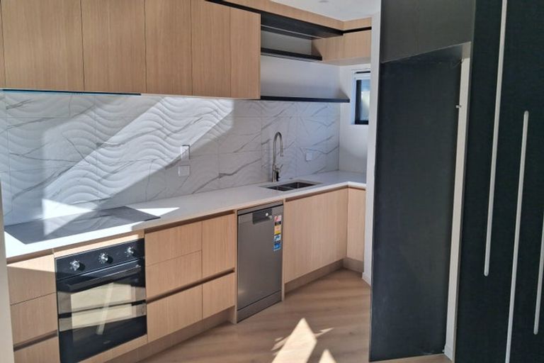 Photo of property in 3 Vanbrugh Place, Bucklands Beach, Auckland, 2014