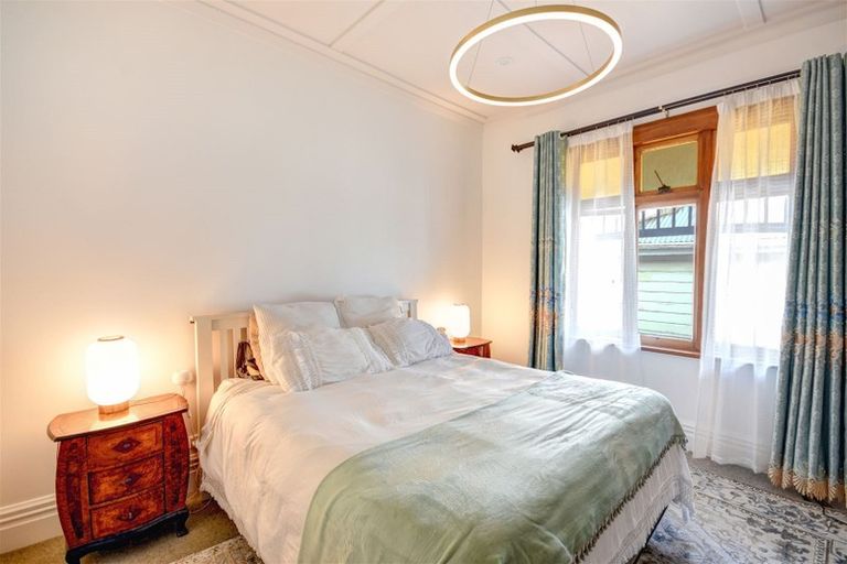 Photo of property in 51 Easther Crescent, Kew, Dunedin, 9012