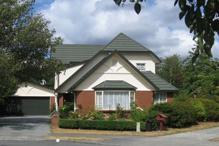 Photo of property in 15 Morepork Close, Brown Owl, Upper Hutt, 5018