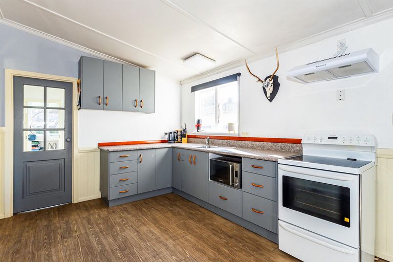 Photo of property in 1 Argyll Street, Fairlie, 7925