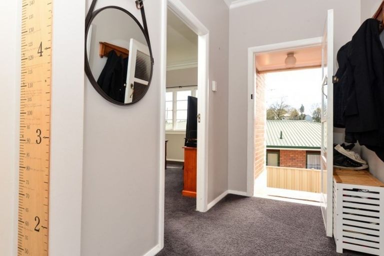 Photo of property in 587 Bank Street, Te Awamutu, 3800