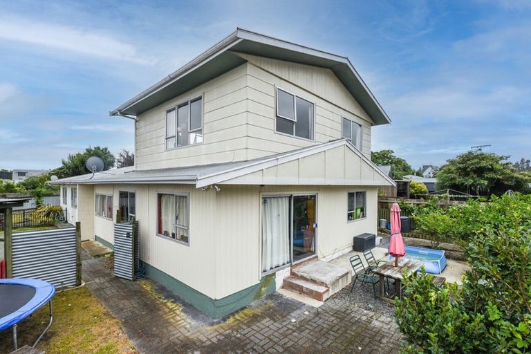 Photo of property in 2/8a Palm Avenue, Stoke, Nelson, 7011