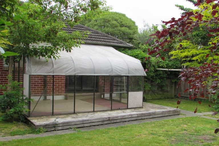 Photo of property in 1063a Fergusson Drive, Clouston Park, Upper Hutt, 5018