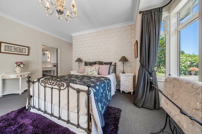 Photo of property in 112 Princess Street, Waitara, 4383