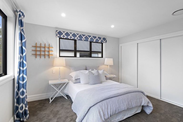 Photo of property in 117 Glandovey Road, Strowan, Christchurch, 8052