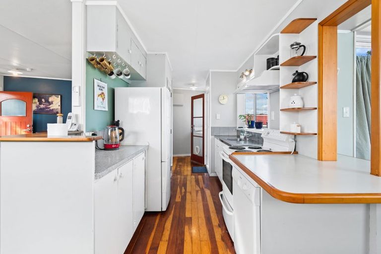 Photo of property in 10 Edge Street, Onerahi, Whangarei, 0110