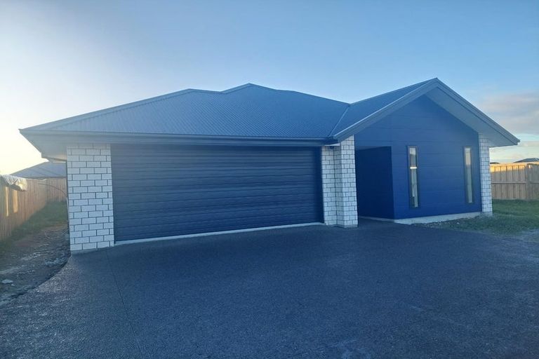 Photo of property in 70 Lenborough Drive, Rolleston, 7614