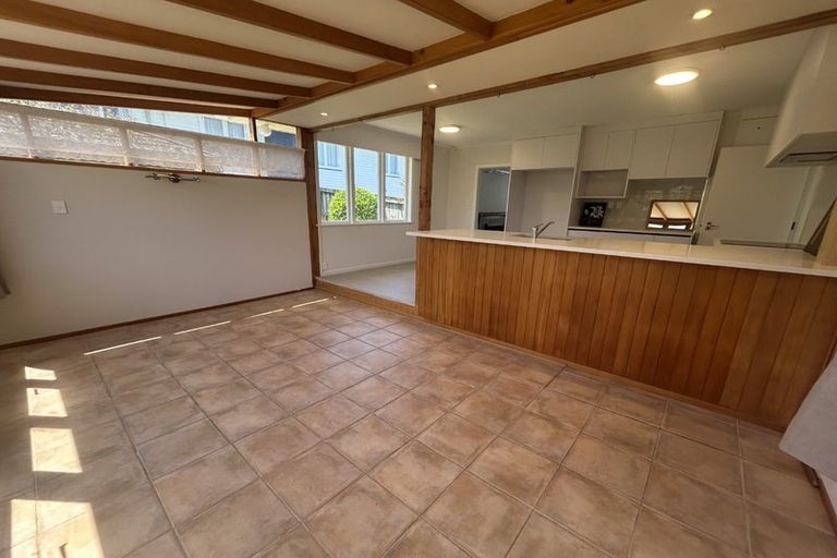 Photo of property in 71 Heaphy Street, Blockhouse Bay, Auckland, 0600