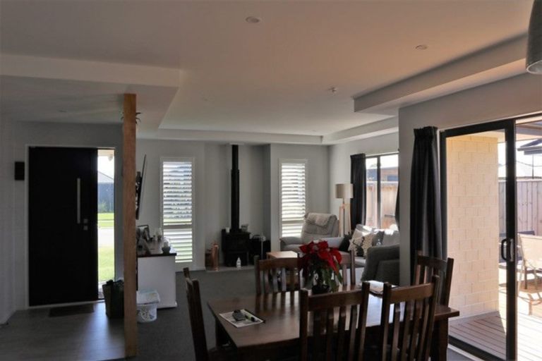 Photo of property in 37 Bradbury Avenue, Rolleston, 7614